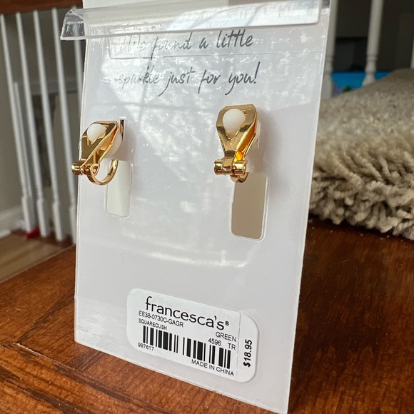 NWT clip on earrings - Picture 2 of 2